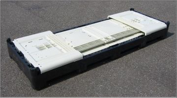 Bespoke foldable pallet box 1000 l. 2300x800x805 mm, on 3 skids